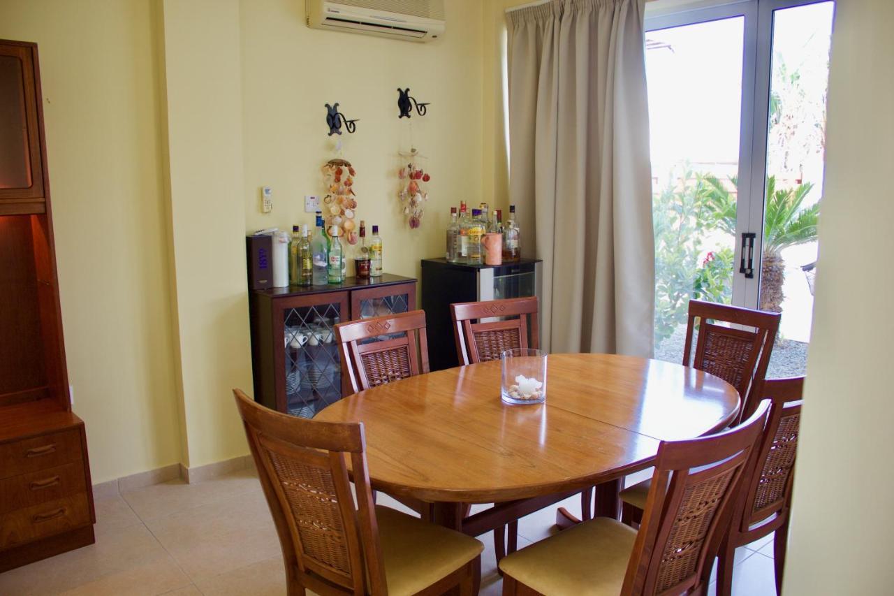 Carolyn Villa Is A Luxury 4-Bedroom Villa With Private Pool In Ayia Napa Exteriér fotografie