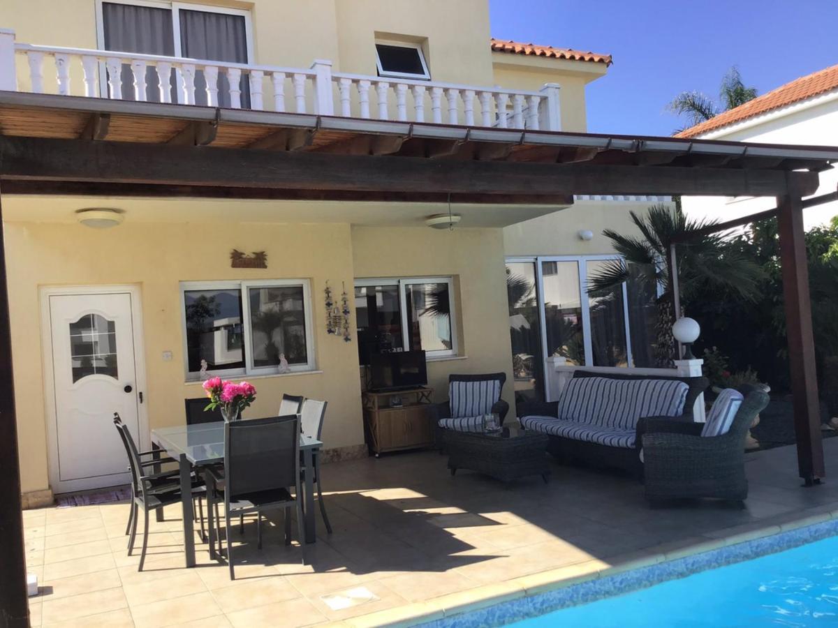 Carolyn Villa Is A Luxury 4-Bedroom Villa With Private Pool In Ayia Napa Exteriér fotografie
